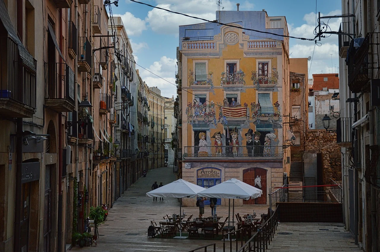 Urban life in Spain for remote workers planning a longer stay