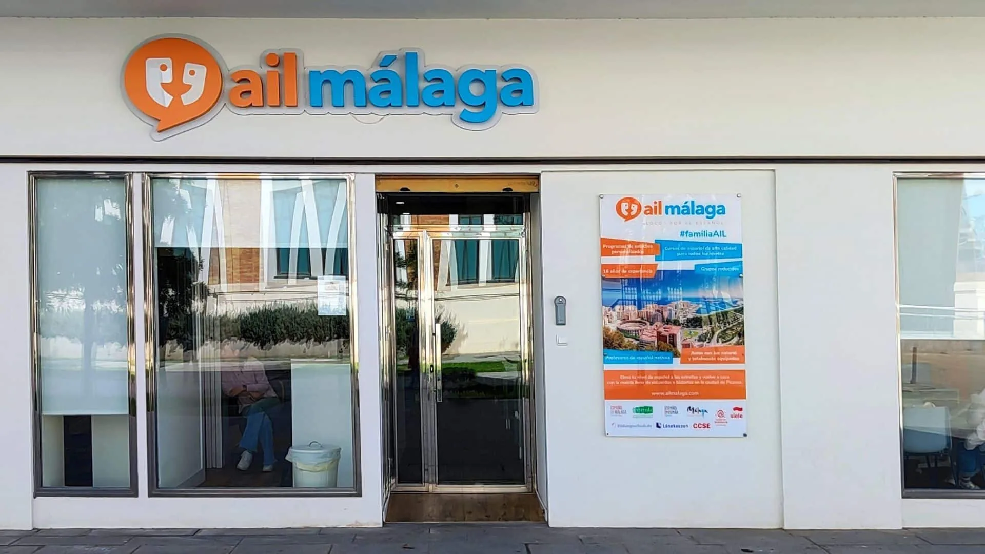 AIL Español campus environment