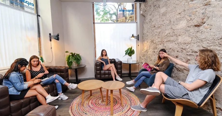 Group Spanish class in Valencia with students benefiting from a small-group format